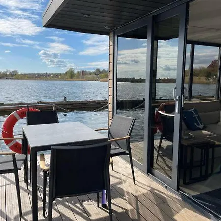 Hausboot Fjord Ankerplatz Mit Biosauna In Bådhotel *