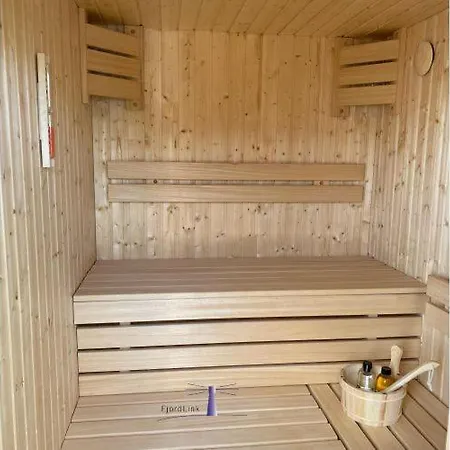 Bådhotel Hausboot Fjord Ankerplatz Mit Biosauna In *