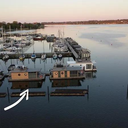 Hausboot Fjord Ankerplatz Mit Biosauna In * Schleswig